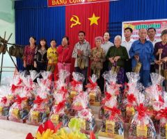 Chuyến xe cuối năm mang Mùa xuân yêu thương tới bà con nghèo giáp vùng biên giới Campuchia Xã Thành Long, Huyên Châu Thành, Tỉnh Tây Ninh ❤️❤️❤️❤️❤️❤️